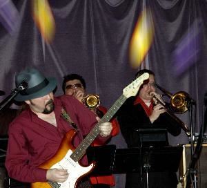Gunzawless Live