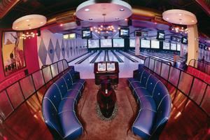 Hi-Life Lanes, Jillian's Universal, Universal City