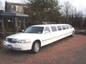 Estelle Transportation Service, Upper Marlboro — Estelle Transportation Service Inc.is pleased to offer you the finest transportation services throughout the Washington DC metropolitan area. We are your premiere limousine and sedan service for the District of Columbia, Maryland and Virginia.  We will provide a soft, relaxing, romantic atmosphere for the wedding of your dreams, a sleek, elegant prom coach for teenagers' formal affairs or prompt, professional sedan service for your corporate event. With Estelle Transportation, it's about the ride and the ambiance. Our dedicated staff provides our customers with superior service and support. Comfort and safety is our primary goal. Our customers appreciate the value we place on the little things which separate us from the rest. No matter what your needs are; weddings, proms, tours or airport and corporate service, Estelle Transportation Service will get you there in elegance and style with the best service and price.