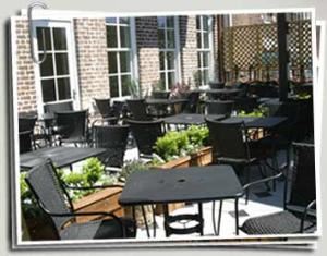 Terrace, Churchill's Pub & Restaurant, Savannah
