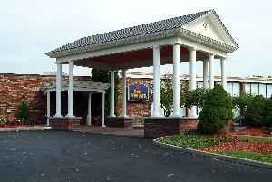 Best Western Inn of Cobleskill, Cobleskill — Front Entrance