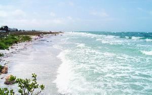 Tropical Breeze Resort & Spa