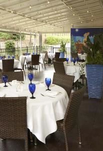 Patio, Aqua Blue Restaurant & Bar, Roswell
