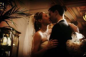Reel Amore provides complete coverage of your entire wedding day, while maintaining a low-key presence. We then create a beautiful wedding day film on DVD that captures all of the beauty and emotion of your wedding day.