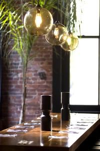 Community Table, Marathon Grill: 10th & Walnut, Philadelphia