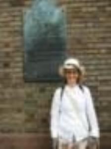 Rochester Tour Company, Rochester — Tour Guide Vessy Jivkova possesses graduate degree from Sofia University in Geography of Tourism.
The narrated tour is fun, clearly articulated and amusing.