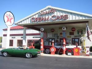 Snooks Dream Cars, Bowling Green — Host your event among the beautiful cars and memorabilia in Snook's Dream Cars unique facility.  Available for Wedding Receptions, Birthday Parties, Anniversary Parties, Corporate Meetings, and MORE!