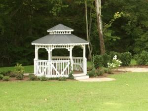 Gazebo, Dara’s Garden, Knoxville