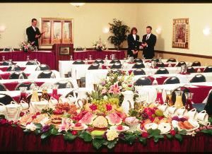 Ramada Airport South and Conference Center, Charlotte — 17,000sqft of flexible meeting space, we are one of the premier Charlotte's convention facilities.
