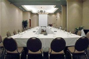 Algonquin B, Holiday Inn Select & Suites Ottawa Kanata, Kanata
