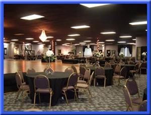 Blue Bubble Ballroom, San Antonio — The Carroll Grand Ballroom has a 3800 sq. foot dance floor,
an 840 sq. foot stage and can seat up to 800.