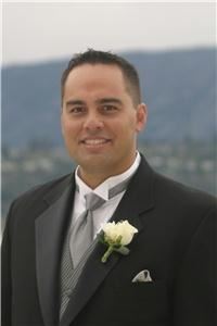 Flyin' Hawaiian Entertainment (Penticton DJ)