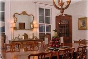 Dining Room, Fairview Bed And Breakfast Estate, Amherst