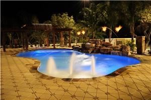 Hampton Inn & Suites Hill Country Boerne TX, Boerne — Resort Style Pool at Hampton Inn & Suites Boerne TX 830-816-8800