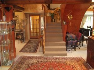 Meeting Oasis, Great Falls — Central hallway, breakout rooms on right and left.  Stairs lead to restroom.