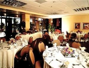 Papago Executive Suite, Embassy Suites Phoenix  Scottsdale, Phoenix