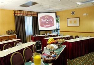 Folsom Residence Inn, Folsom Residence Inn, Folsom — Our meeting space can accommodate groups up to 30 people theater style, or 18 classroom style. Catering available.