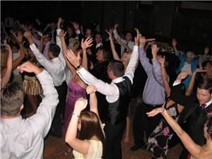Party Unlimited DJ-Wedding Videographer Service Jacksonville FL-904 425-5590, Jacksonville — local-Affordable dj-wedding video service weddingPartydj.com-Online Info-demos-discount- For A Quick Quote Call 904 425-5590