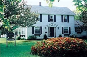 Warn House Bed and Breakfast, Summerside — The Warn House 
A Proud Tradition of Excellence 
Warn House B&B is an elegant Four Star Canada Select Accommodation. Set in the heart of Summerside, furnished with antiques, Canadian art, and comfortable linens, each room has its own private bath. We have a choice of king, queen or twin beds. Wireless High Speed Internet is one of the numerous amenities offered for business travellers and technically savvy guests. Your gourmet breakfast makes a grand start for your day of cycling, swimming, sight-seeing, or concert-going. Chef Gerry offers fine evening dining so be sure to ask about the menu. Warn House is open year round.