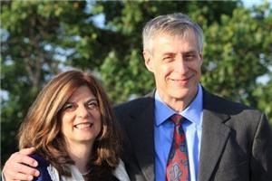 Wedding Minister CT, Hamden — We are a husband and wife team, ordained, non-denominational ministers, devoted to helping you create the wedding of your dreams.  Personalized, heart-felt ceremonies officiated with TLC.  We travel to your location.