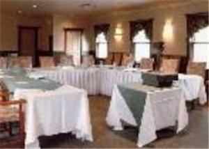 Victoria Room, Lakeview Inn, Knowlton