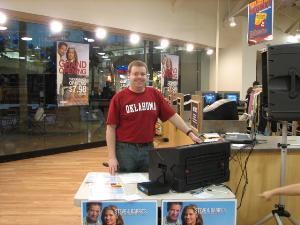 Spectrum Sound DJ's Auburn, Auburn — Official DJ Company for Steve and Barry's University Sportswear Grand Openings at the Auburn SuperMall and the Olympia Westfield Capitol Mall! We gave away many prizes!!