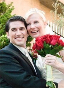 Custom Image Sonoma, Sonoma — Photograph of 'just married' couple in San Francisco.