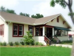 The House on West Main, Round Rock — Wonderful location in Historical Downtown Round Rock, TX.  Great for small intimate weddings, rehearsal dinners, anniversary parties, birthday parties, etc.  Please contact us for more information 512.902.7034