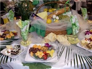 Catered A'Fare Catering & Cakes