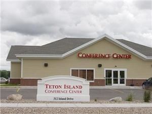 Teton Island Conference Center, AmericInn of Fort Pierre, Fort Pierre