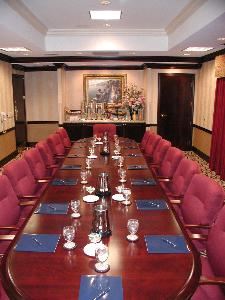 Naperville Boardroom, Hilton Lisle/Naperville, Lisle — The Hilton offers two state-of-the-art luxurious Executive Boardrooms. Each elegant boardroom comfortably seats 18 guests and features a cherry-wood conference table with built in data ports, telephone connections, and electrical outlets. Remote LCD projection and screen and high-speed internet access are also available. Sit back and enjoy the presentations at your next meeting in our ergonomic executive high back swivel chairs. Call today to reserve an Executive Boardroom for your next important meeting.