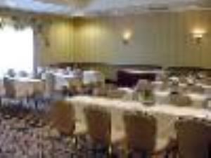 Cypress, Hilton Lisle/Naperville, Lisle