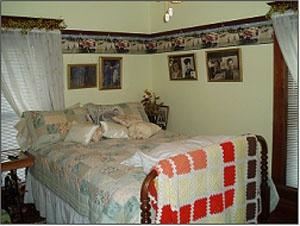 Victorian Lace Bed and Breakfast, Victorian Lace Bed and Breakfast, Marion — Need an extra room for the kids or grandma? Victorian Lace provides just such accommodations for those times when you need it.

Our extra room is in keeping with the elegant style provided by our other bed and breakfast rooms. 

So feel free to bring those extra special folks with you to Victorian Lace Bed and Breakfast.