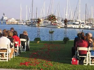 Raymond James Community Room, Salvador Dali Museum, Saint Petersburg — Outdoor waterfront ceremonies in neighboring Poynter Park.