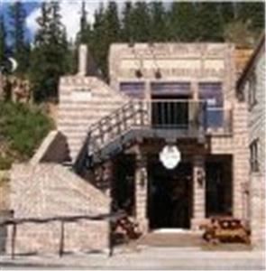 Mango's Mountain Grill, Red Cliff — Mango's