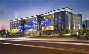 Aloft Dulles Airport North, Ashburn