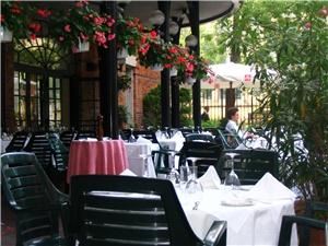 Patio, La Maquette, Toronto — Our beautiful Patio next to the Toronto Sculpture Garden.