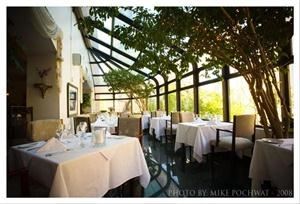 Solarium, La Maquette, Toronto — Solarium - up to 45 guests for a sit-down function.
