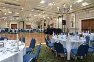 Salon D, Hilton Naples, Naples