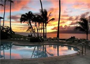 Napili Shores Resort, Lahaina — Napili Shores Resort Oceanfront Pool at Sunset.