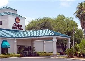 Clarion Inn & Suites Near Fort Sam Houston