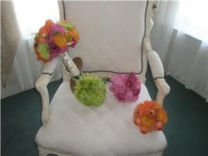 Flowers Forever Design, Englewood — The vibrant, modern bride.