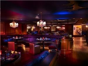 CatHouse, Las Vegas — Chandelier Room