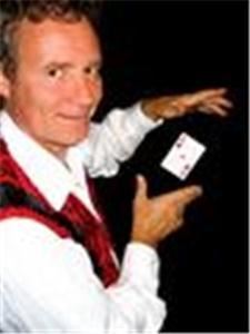MagiBrad Entertainment, Minneapolis — MagicBrad - Presenter, Producer, Promoter, Prestidigitator