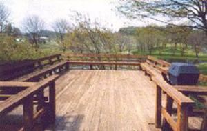 Deck, Hanover House Bed & Breakfast, Newark — Deck