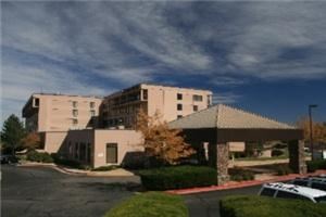 Ramada Hotel & Suites Englewood Denver South