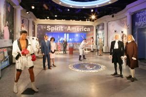 Spirit Of America Room, Madame Tussauds, Las Vegas — Madame Tussauds is pleased to present the Spirit of America experience. Complete with fully integrated sound and a 6 X 2 video cube wall, the room offers your guests the opportunity to mingle with some of the world’s most poignant historical figures in an interactive, multi-media setting.