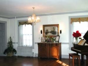 Ballroom, Cheshire House Mansion, Brookhaven — It can accommodate a group of 50 and it comes complete with a grand piano.