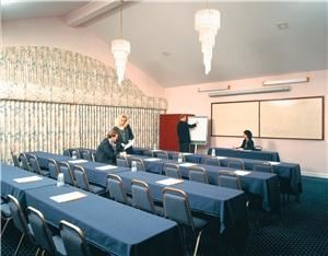 Best Western Luxbury Inn