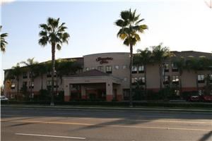 Hampton Inn, Foothill Ranch — Nestled in the foothills of Saddleback Mountain, our Hampton Inn® Los Angeles/South Orange County hotel is located in Foothill Ranch, CA, minutes from all the great activities to be found in south Orange County. Everything from premier shopping to beaches, golfing to amusement parks is close at hand. And our Foothill Ranch, CA hotel is close to John Wayne Airport - a convenient alternative to the hustle and bustle of LAX.